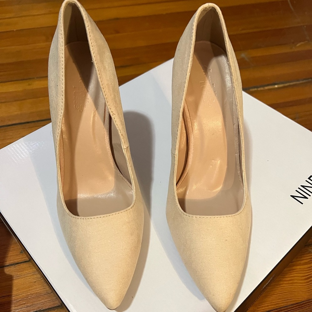 2 pair Charlotte Russe pumps.